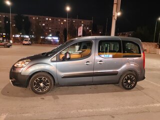 2010 Peugeot Partner II, серый, 680000 рублей, вид 2