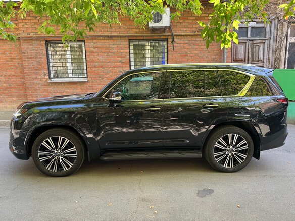 2024 Lexus LX 500d IV, чёрный, 15800000 рублей - вид 5