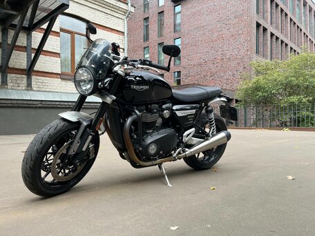 2023 Triumph Speed Twin, чёрный, 1110000 рублей, вид 3