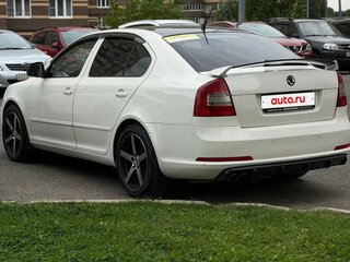 2011 Skoda Octavia RS II Рестайлинг, белый, 780000 рублей, вид 5