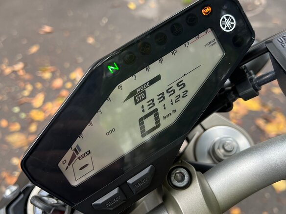 2014 Yamaha MT-09 (FZ-09), фиолетовый - вид 18