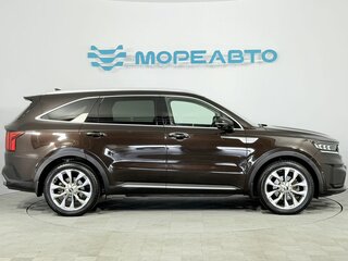 2020 Kia Sorento IV, коричневый, 3260000 рублей, вид 4
