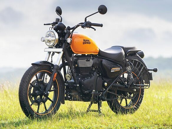 2026 Royal Enfield Meteor, оранжевый, 509000 рублей - вид 3