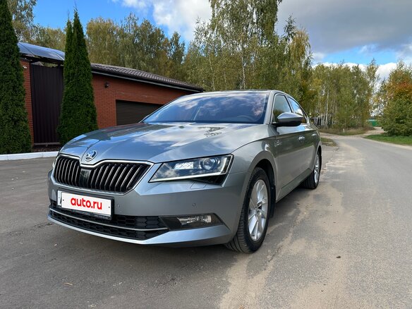 2015 Skoda Superb III, серый, 1790000 рублей - вид 1