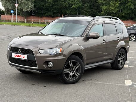 2011 Mitsubishi Outlander II Рестайлинг, коричневый, 1020000 рублей, вид 1