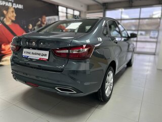 2026 Lada (ВАЗ) Vesta I Рестайлинг (NG), серый, 1805000 рублей, вид 4