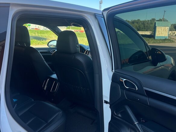 2012 Porsche Cayenne II (958), белый - вид 8