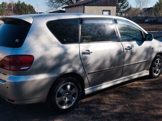 2001 Toyota Ipsum II (M20), серебристый, 740000 рублей, вид 3