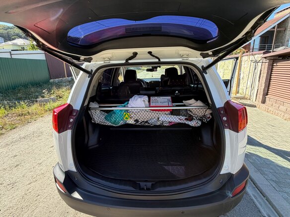 2014 Toyota RAV4 IV (XA40), белый - вид 11