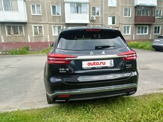 2024 Hongqi HS5 I, чёрный, 2620000 рублей, вид 3