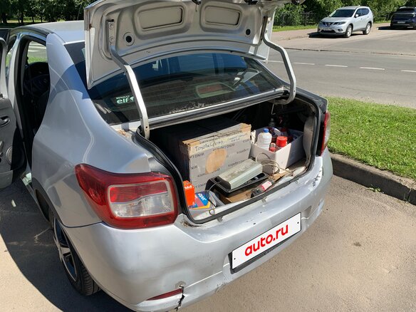 2015 Renault Logan II, серый, 300000 рублей - вид 10
