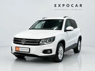 2013 Volkswagen Tiguan I Рестайлинг, белый, 1370000 рублей, вид 1