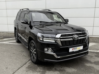 2013 Toyota Land Cruiser 200 Series Рестайлинг 1, чёрный, 3900000 рублей, вид 3
