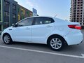 2012 Kia Rio III, белый, 660000 рублей - вид 7