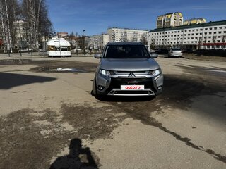 2018 Mitsubishi Outlander III Рестайлинг 3, серебристый, 2555000 рублей, вид 2