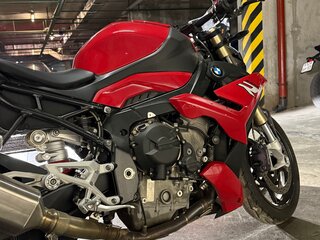 2021 BMW S 1000 R, красный, 1190000 рублей, вид 3