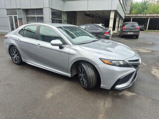 2021 Toyota Camry US Market VIII (XV70) Рестайлинг, серый, 2650000 рублей, вид 3