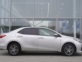 2016 Toyota Corolla XI (E160, E170, E180), серебристый, 1222000 рублей, вид 4