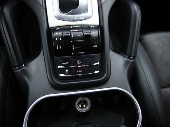 2012 Porsche Cayenne GTS II (958), чёрный - вид 14