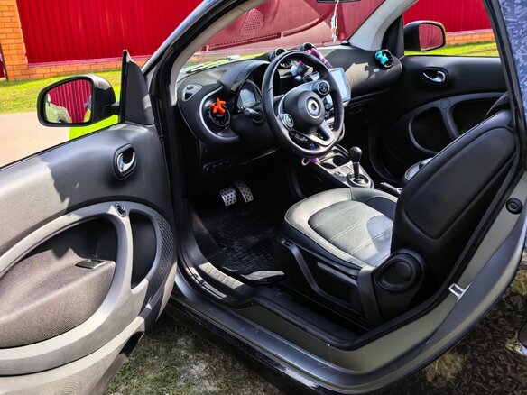 2016 Smart Fortwo III, чёрный, 1800000 рублей - вид 6