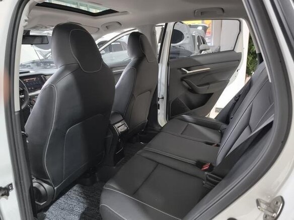 2022 Skoda Kamiq I (China Market), белый, 1920000 рублей - вид 12