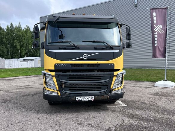 2017 Volvo FM, жёлтый, 4999000 рублей - вид 1