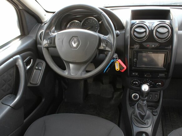 2017 Renault Duster I Рестайлинг, белый - вид 17