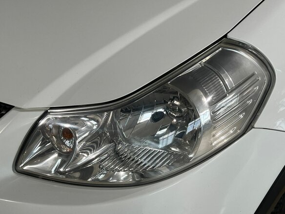 2013 Suzuki SX4 I (Classic) Рестайлинг, белый, 1049000 рублей - вид 12
