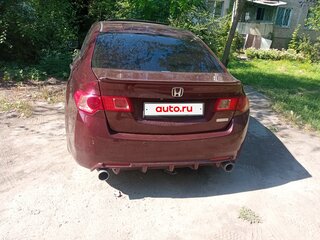 2011 Honda Accord VIII Рестайлинг, красный, 1200000 рублей, вид 4
