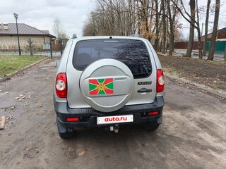 2012 Chevrolet Niva I Рестайлинг, серебристый, 520000 рублей, вид 2