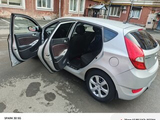 2012 Hyundai Solaris I, серебристый, 630000 рублей, вид 3