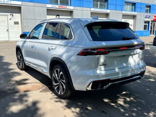 2024 Geely Monjaro (Xingyue L) I, белый, 3750000 рублей, вид 4