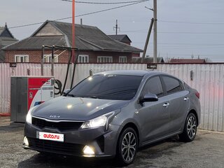 2020 Kia Rio IV Рестайлинг, серый, 920000 рублей, вид 1