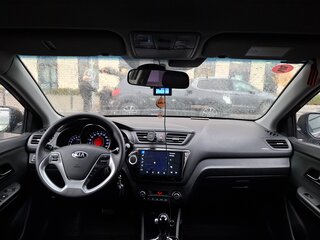 2015 Kia Rio III Рестайлинг, коричневый, 980000 рублей, вид 2