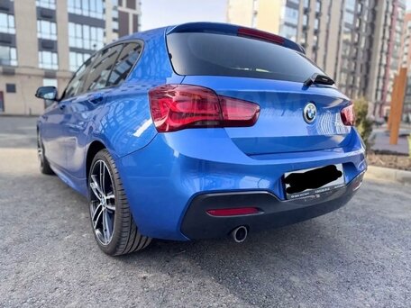 2018 BMW 1 серии 118i II (F20/F21) Рестайлинг 2, синий, 1900000 рублей, вид 4