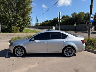2019 Skoda Octavia III (A7) Рестайлинг, серебристый, 1850000 рублей, вид 4