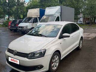 2010 Volkswagen Polo V, белый, 450000 рублей, вид 2