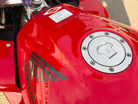 2002 Honda VFR 800, красный - вид 9