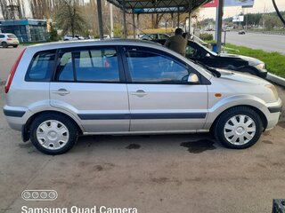 2007 Ford Fusion I Рестайлинг, серебристый, 519000 рублей, вид 4