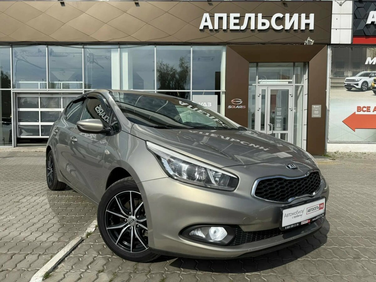 Открыть фотографии: Kia Ceed II