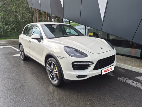 2011 Porsche Cayenne Turbo II (958), белый, 3000000 рублей, вид 1