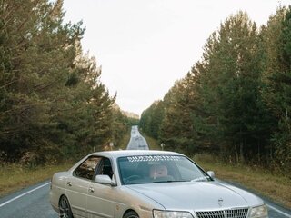 2001 Nissan Laurel VIII (C35), серый, 530000 рублей, вид 3