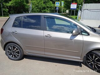 2010 Volkswagen Golf Plus II, серый, 650000 рублей, вид 2