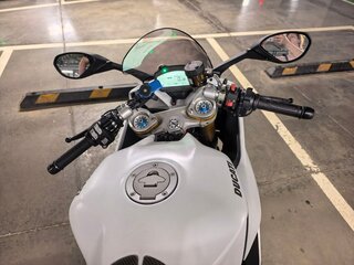 2018 Ducati Supersport, белый, 1040000 рублей, вид 5