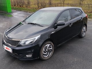 2016 Kia Rio III Рестайлинг, чёрный, 1050000 рублей, вид 4