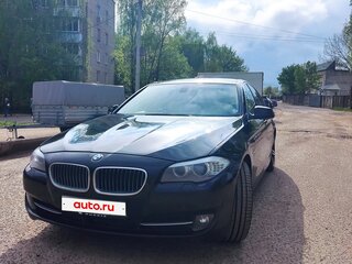 2010 BMW 5 серии 523i VI (F10/F11/F07), чёрный, 1350000 рублей, вид 4