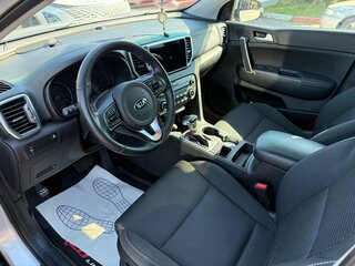 2017 Kia Sportage IV, серебристый, 1900000 рублей, вид 4