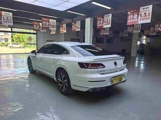 2026 Volkswagen Passat CC 330 TSI II Рестайлинг, белый, 4266019 рублей, вид 4