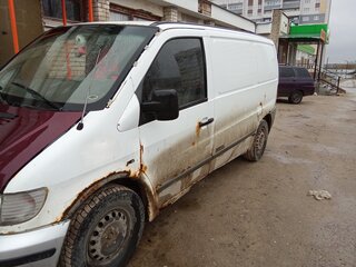 2002 Mercedes-Benz Vito 108 CDI I (W638), белый, 350000 рублей, вид 2