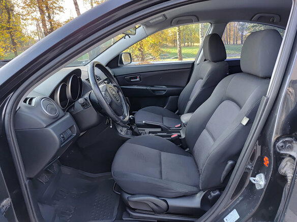 2006 Mazda 3 I (BK) Рестайлинг, чёрный, 285000 рублей - вид 15